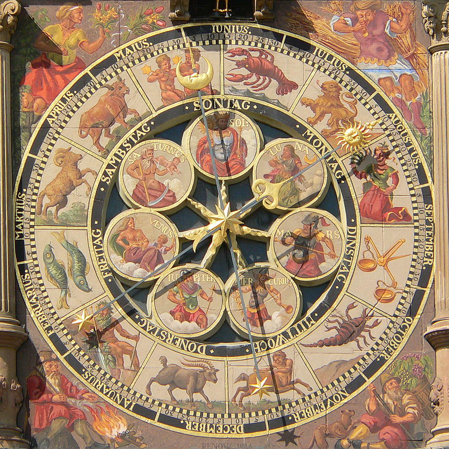 Astronomische Uhr (Detail) am Heilbronner Rathaus - (C) Joachim Köhler, CC BY-SA 3.0